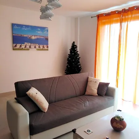 Apartment Bright With Sea View In - 120 Sqm